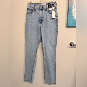 Abercrombie & Fitch, The 90s slim straight, ultra high rise jeans